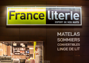 Enseigne "France Literie" par Publijet